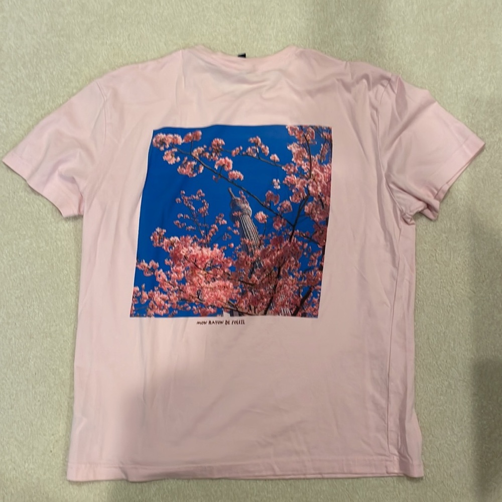 H&M tee - Picture 2 of 4